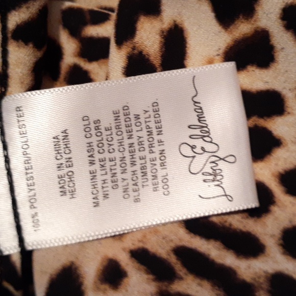 Libby Edelman Leopard Animal Print Flowy Blouse -Size Small - Picture 9 of 9